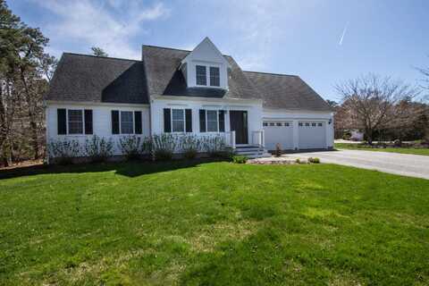 3 Doves Wing Road, South Yarmouth, MA 02664