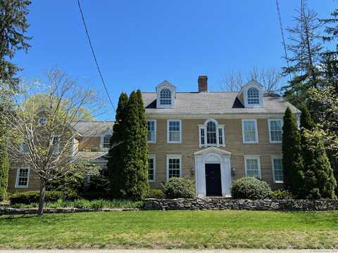 121 Saybrook Road, Essex, CT 06426