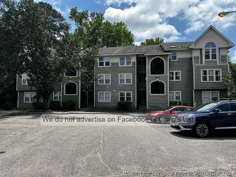 6724 Willowbrook Drive, Fayetteville, NC 28314