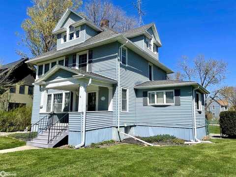 1420 West Street, Grinnell, IA 50112
