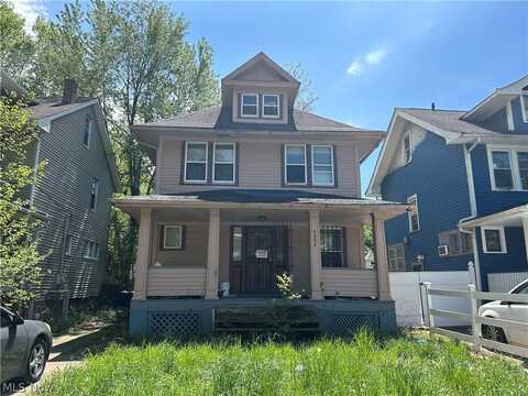 9804 Parmelee Avenue, Cleveland, OH 44108