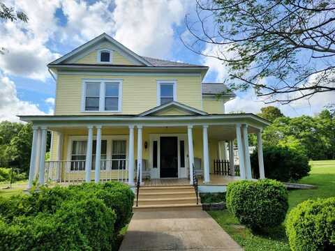 751 Main St, Dillwyn, VA 23936