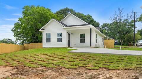 810 Brown Street, Brenham, TX 77833