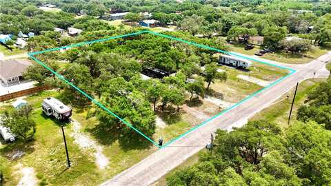 1001 N Fuqua Street, Rockport, TX 78382