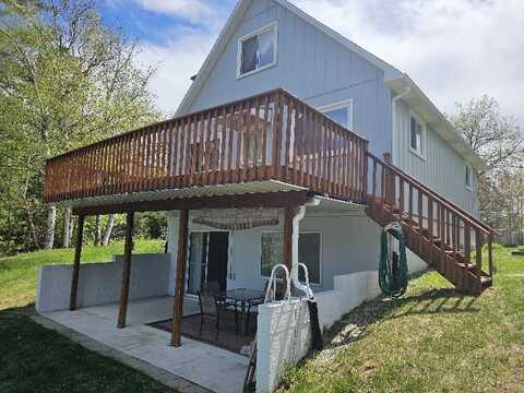 555 Lakeview, Gladwin, MI 48624