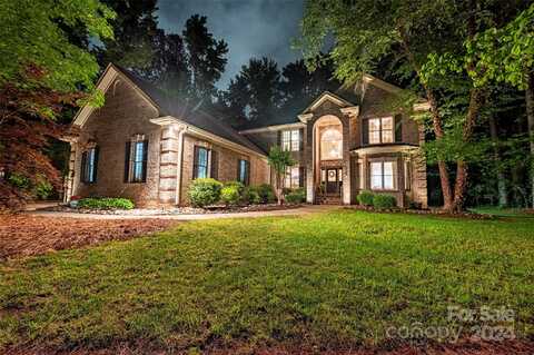 203 Kelly Court, Fort Mill, SC 29715