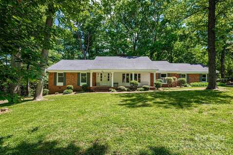 4120 4th Street Court NW, Hickory, NC 28601