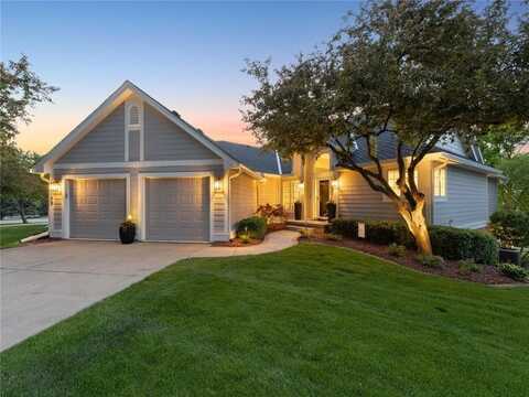 13749 Bay Hill Court, Clive, IA 50325