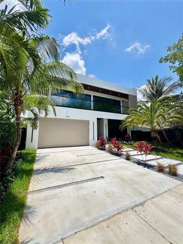 706 NE 17th way, Fort Lauderdale, FL 33304