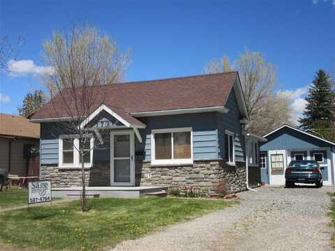 1731 Rumsey Ave, Cody, WY 82414