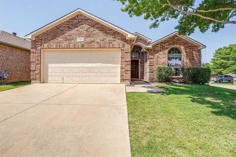 1136 Roping Reins Way, Fort Worth, TX 76052