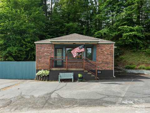 110 Summit Street, Waynesville, NC 28786