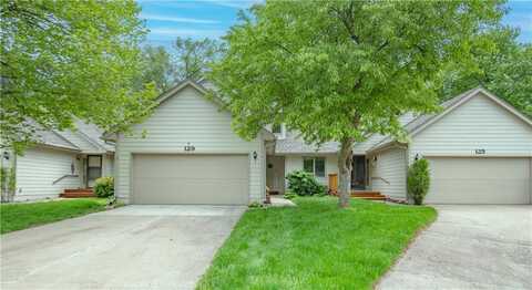 129 Evergreen Place, West Des Moines, IA 50265