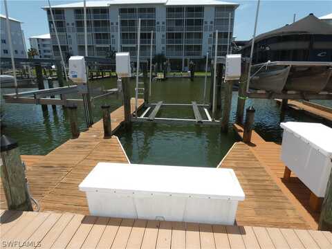Hibiscus Boat Dock #54 Bay Beach Lane, FORT MYERS BEACH, FL 33931