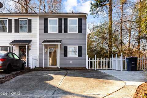 135 Greenford Place, Jacksonville, NC 28540