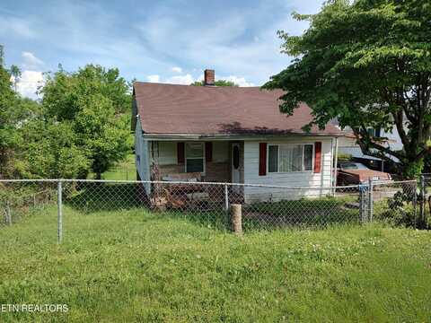 236 E Bell St, Alcoa, TN 37701