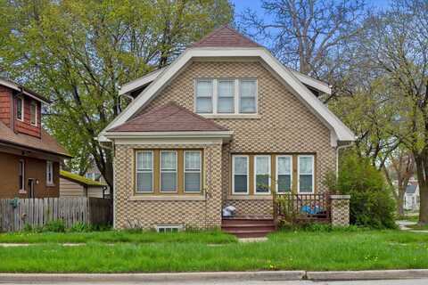 3276 S Chase Ave, Milwaukee, WI 53207