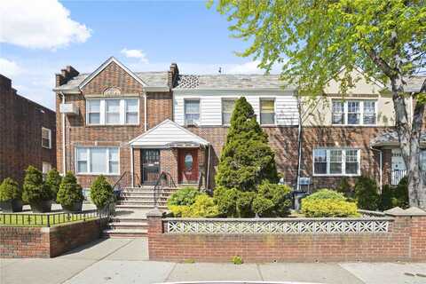 53-56 65 Place, Maspeth, NY 11378