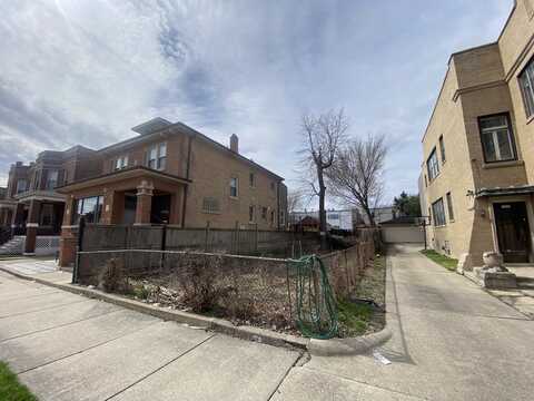 2426 N Lowell Avenue, Chicago, IL 60639