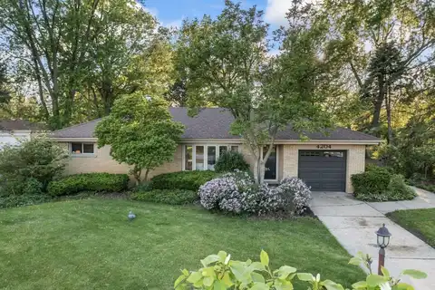 4204 Downers Drive, Downers Grove, IL 60515