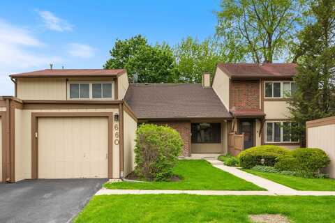 660 Overland Trail, Roselle, IL 60172