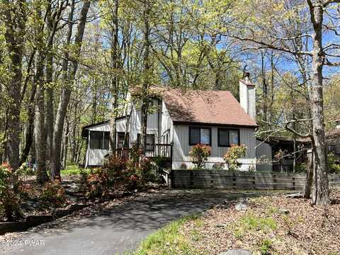 140 Hillside Drive, Lords Valley, PA 18428