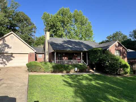915 E NORRISTOWN Circle, Russellville, AR 72802