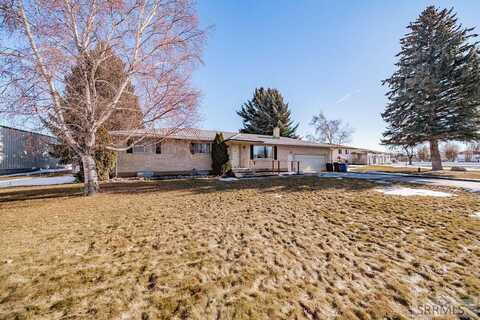 4064 S 2000 W, REXBURG, ID 83440