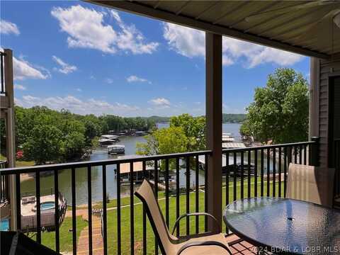 108 Robinwood Drive, Lake Ozark, MO 65049