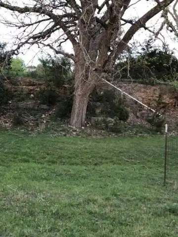 60 Squirrel Bend, Uvalde, TX 78801