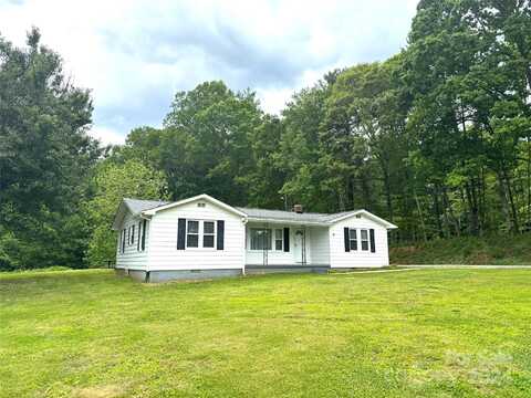 587 White Plains Road, Roaring River, NC 28669