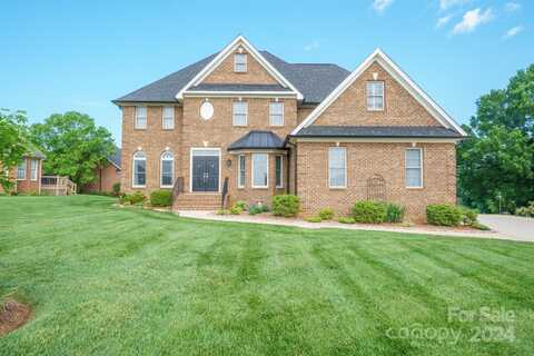 151 Club House Drive, Statesville, NC 28677