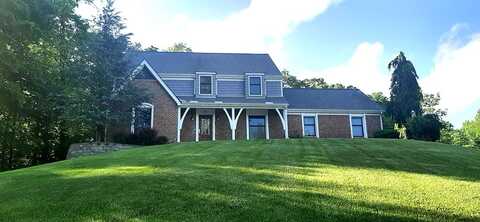 156 Pine Hill Lane, West Portsmouth, OH 45663