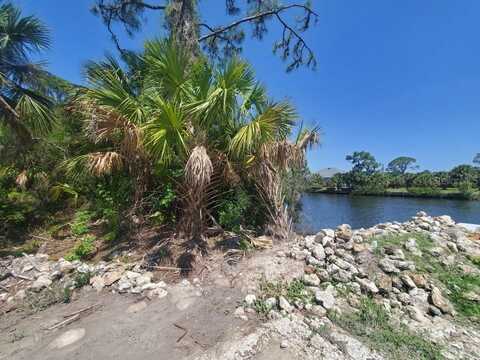 13093 IRWIN DRIVE, PORT CHARLOTTE, FL 33953