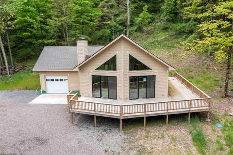 1719 Whitewater Parkway, Bruceton Mills, WV 26525