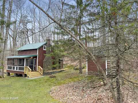 118 Brewster Road, Dingmans Ferry, PA 18328
