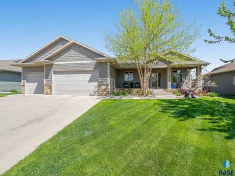 1100 W Golden Eagle St, Sioux Falls, SD 57108