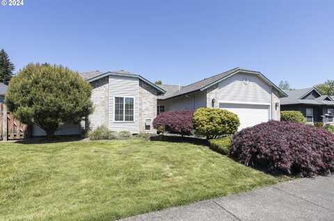 1528 NE 19TH LOOP, Canby, OR 97013