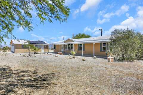 2844 Pacific Street, Thermal, CA 92274