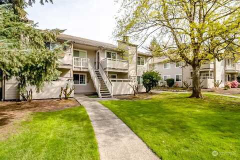 171St, WOODINVILLE, WA 98072