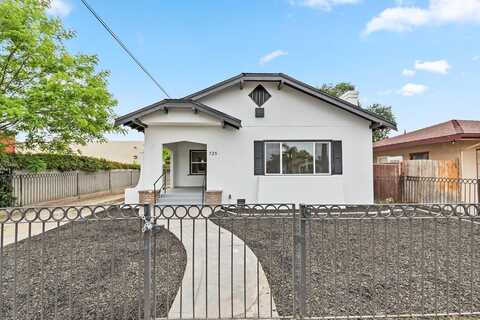 5Th, FRESNO, CA 93702
