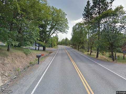 Monument Dr, GRANTS PASS, OR 97526