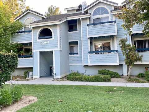 Rainbow Glen, CANYON COUNTRY, CA 91351