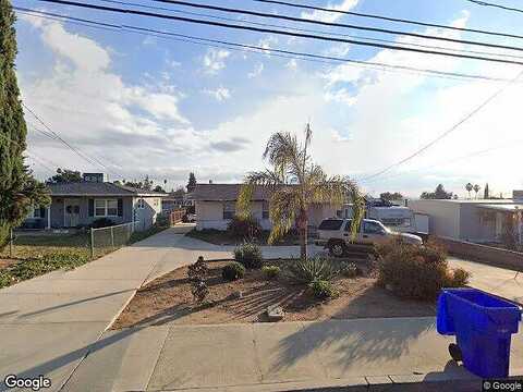 Avenue, YUCAIPA, CA 92399