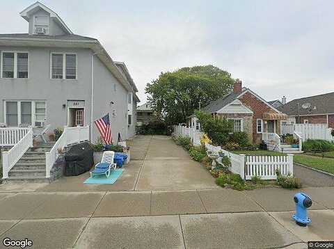 Broadway, LONG BEACH, NY 11561