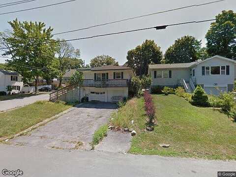 Commonwealth, MIDDLETOWN, NY 10940