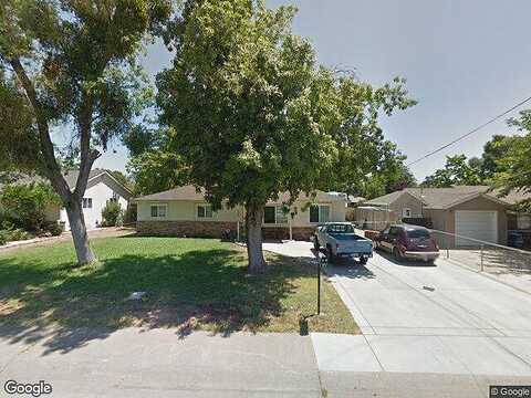 9Th, RIO LINDA, CA 95673