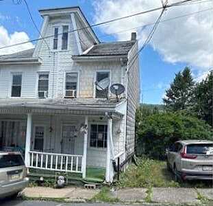 Chestnut, SHAMOKIN, PA 17872