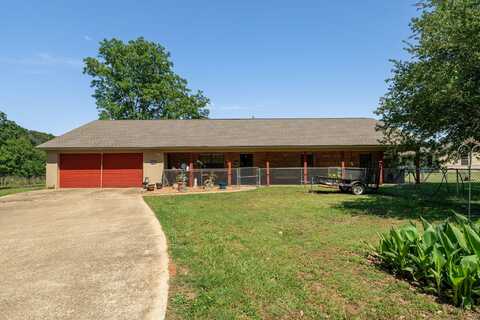 266 McMellon Rd., Mount Olive, MS 39119