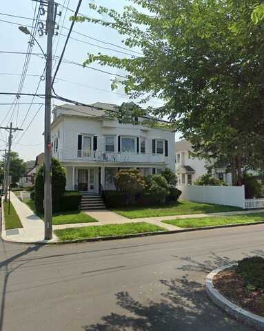63 Elm Ave, Quincy, MA 02170